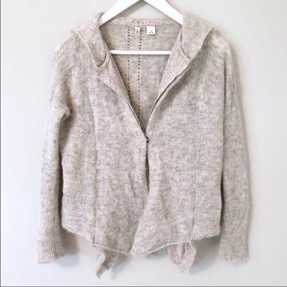 Anthropologie Sweaters - Anthro. Moth Light gray Hooded Sweater sz S ✨